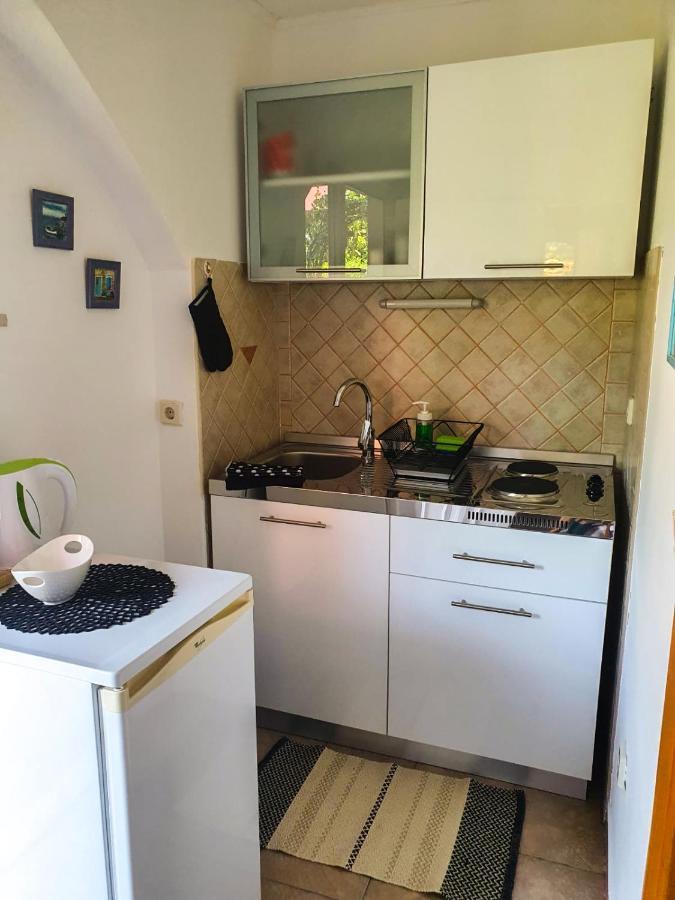 Apartmani Grguric Kornić Buitenkant foto